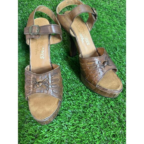 Thom McAn Vtg Brown Leather Woodwork Sandal With Block Heel Boho Hippy Festival - Picture 9 of 16